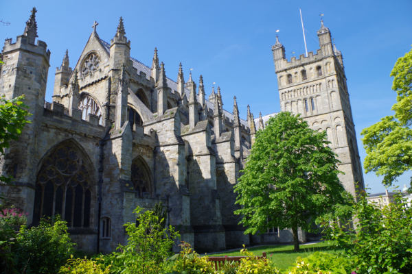 Exeter Cathedral - Holidays in Devon