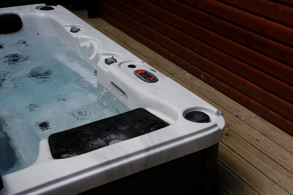 Hot tub 3