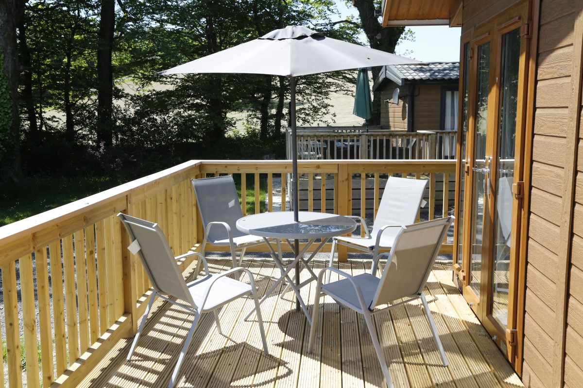 Ash Lodge Decking (2)