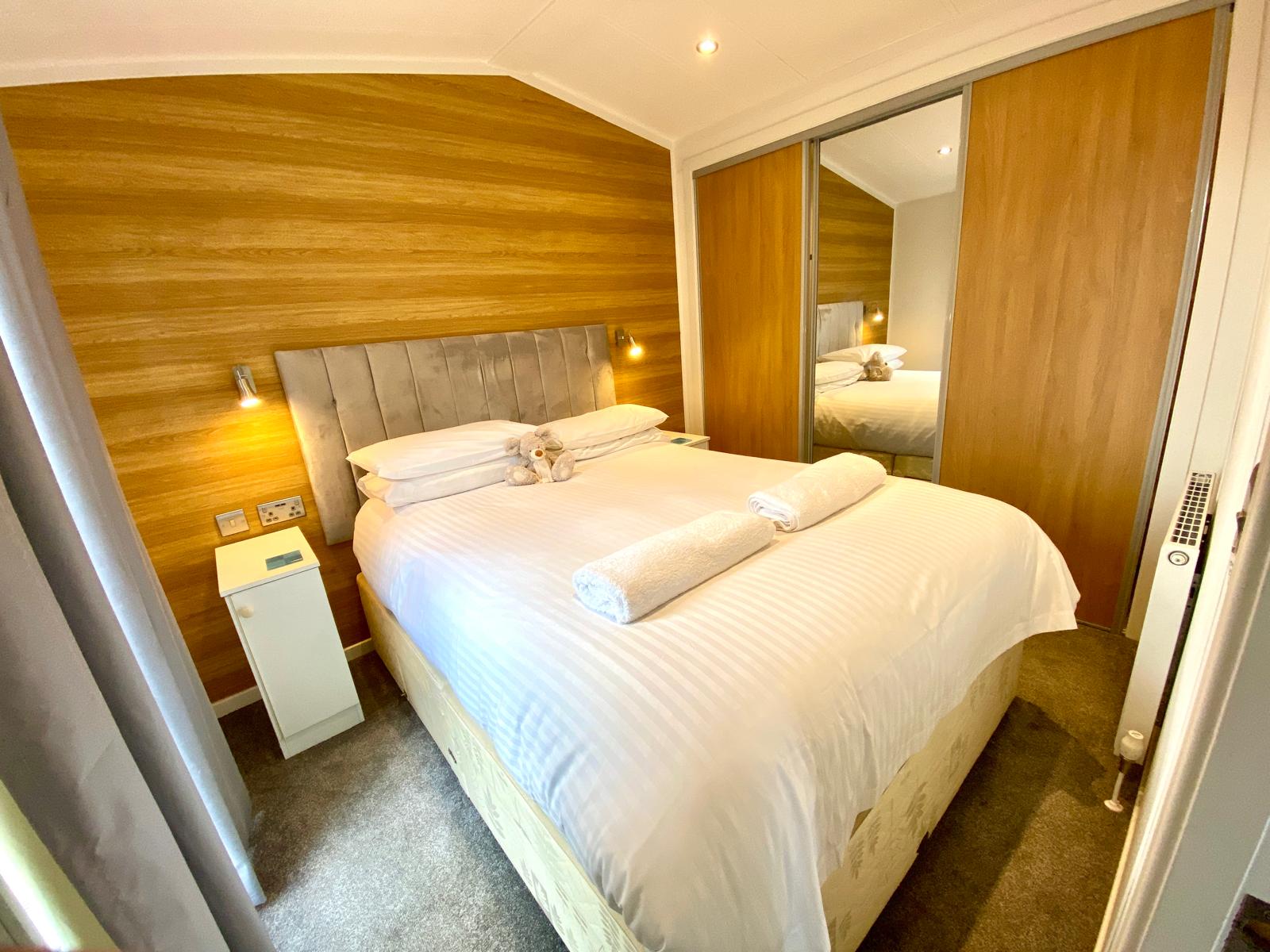 Willow Lodge master bedroom